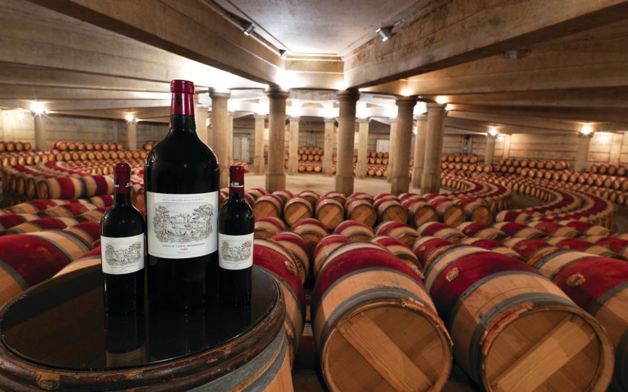 La cantina di Chateau Lafite, il vino più ricercato di sempre secondo Wine-Searcher