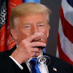 Dazi Usa, ora &egrave; davvero caos: domani stop alla riscossione di quelli illegali per la Corte Suprema