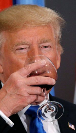 Dazi Usa, ora &egrave; davvero caos: domani stop alla riscossione di quelli illegali per la Corte Suprema