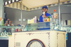 Il gelato in Italia vale 1,5 miliardi di euro e 8 gelaterie su 10 sono artigianali. Dati in aumento