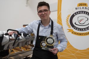 Espresso Italiano Champion 2019, alla competizione tutta dedicata al caffè vince Stefano Cevenini Espresso Italiano Champion 2019, alla competizione tutta dedicata al caffè vince Stefano Cevenini