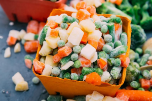 La Dieta Mediterranea, a 10 anni dal riconoscimento Unesco, strizza l&rsquo;occhio ai surgelati