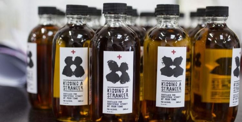 Kissing a Stranger
