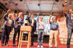 Vino, pace e fratellanza: nasce il “Vigneto del Mediterraneo” nel cuore di Gibellina, in Sicilia