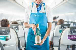 Nei calici “d’alta quota”: la “case history” Tommasi, con tante partnership “aeree” nel mondo