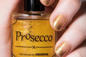 Extreme marketing: here comes the new nail polish containing Prosecco