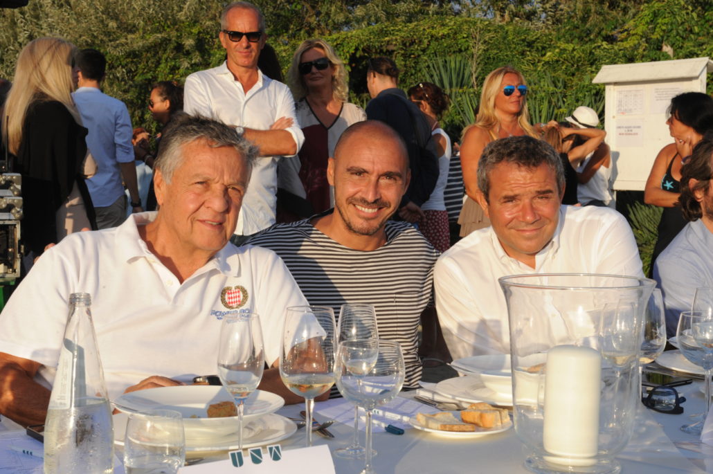 La Tradizione Di Portare In Spiaggia Il Cibo Preparato A