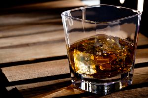 Una lingua artificiale per riconoscere i whisky, e scovare il vino contraffatto
