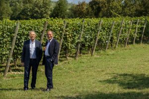 Dall’incontro tra Puglia e Veneto, il “vino d’Italia” firmato Bruno Vespa e Sandro Boscaini Dall’incontro tra Puglia e Veneto, il “vino d’Italia” firmato Bruno Vespa e Sandro Boscaini