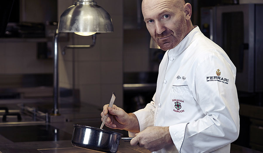 Lo chef Alfio Ghezzi