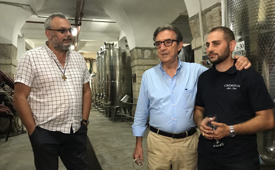 Riccardo Cotarella e Fadi Bataresh, in cantina nel 2019, con Padre Bianchi