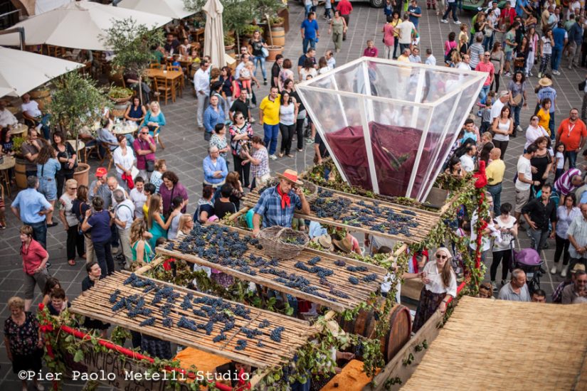 In agenda l’Enologica Montefalco, il Festival Franciacorta in Cantina e Cantine Aperte in Vendemmia   