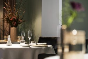 La ristorazione mondiale sotto il peso della pandemia: aperto solo il 31% dei ristoranti stellati