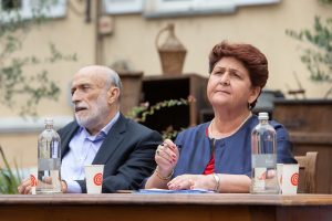Pac da rivoluzionare e biodiversità al centro: Slow Food chiama, il Ministro Bellanova risponde Pac da rivoluzionare e biodiversità al centro: Slow Food chiama, il Ministro Bellanova risponde