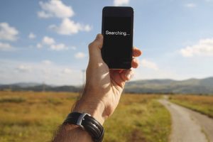 Nei campi d’Italia non c’è campo. Uncem: “in tanti Comuni non arriva il segnale telefonico”