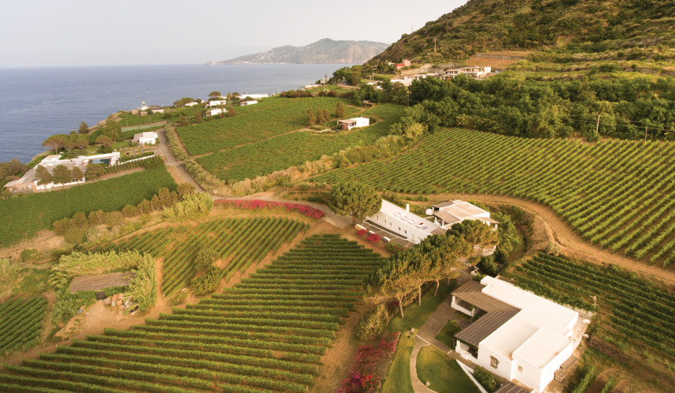 Il resort di Capofaro di Tasca d’Almerita sul mare di Salina