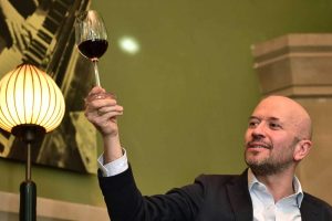 I Millennials ed il vino? Un falso mito. A WineNews la visione del wine communicator Joe Fattorini