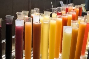 “Orange”, “amber”, rosati: riflessioni fuori dal coro sul tema dei colori del vino