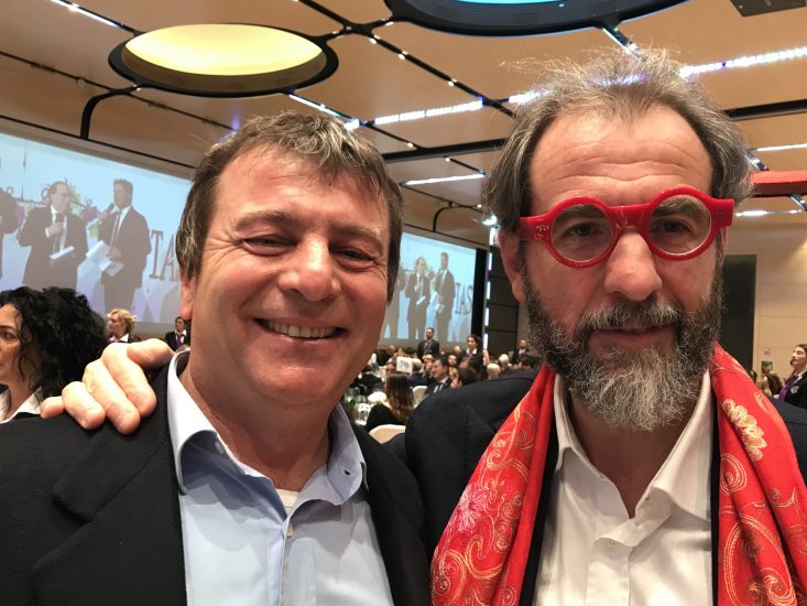 Mister Monfortino Roberto Conterno and the director of WineNews Alessandro Regoli