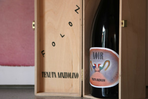 Tenuta Mazzolino, 15 anni di Noir in arte: la collezione firmata da Jean Michel Folon