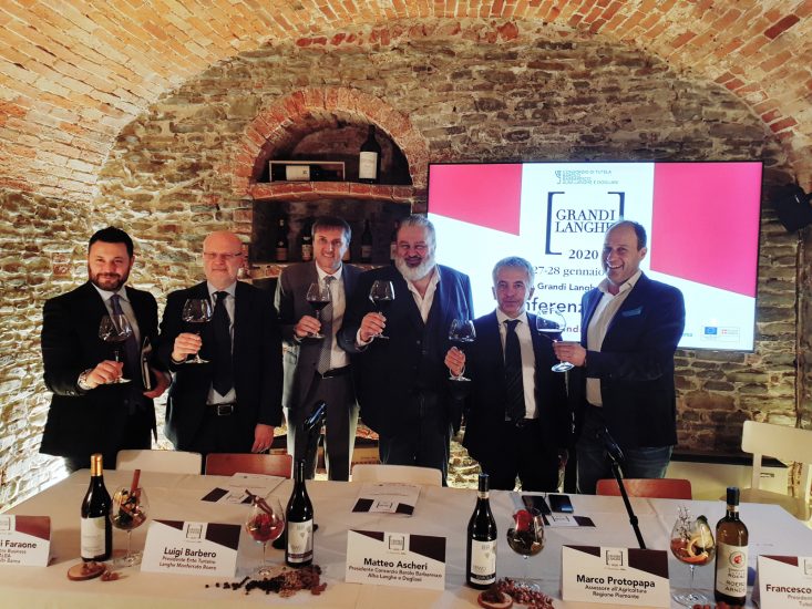 Dopo Alba, il Consorzio del Barolo guidato da Matteo Ascheri, vola a New York per Barolo e Brunello World Opening, il 4-5 febbraio, con la cucina di Bottura, la musica de Il Volo e la conduzione di Alessandro Cattelan
