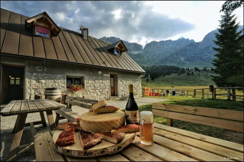 Malga Montasio lungo la Strada del Vino e dei Sapori del Friuli Venezia Giulia