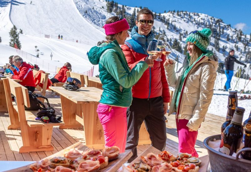 I formaggi e vini nei rifugi delle Dolomiti in Trentino con Happy Cheese. Ph D. Rodorigo