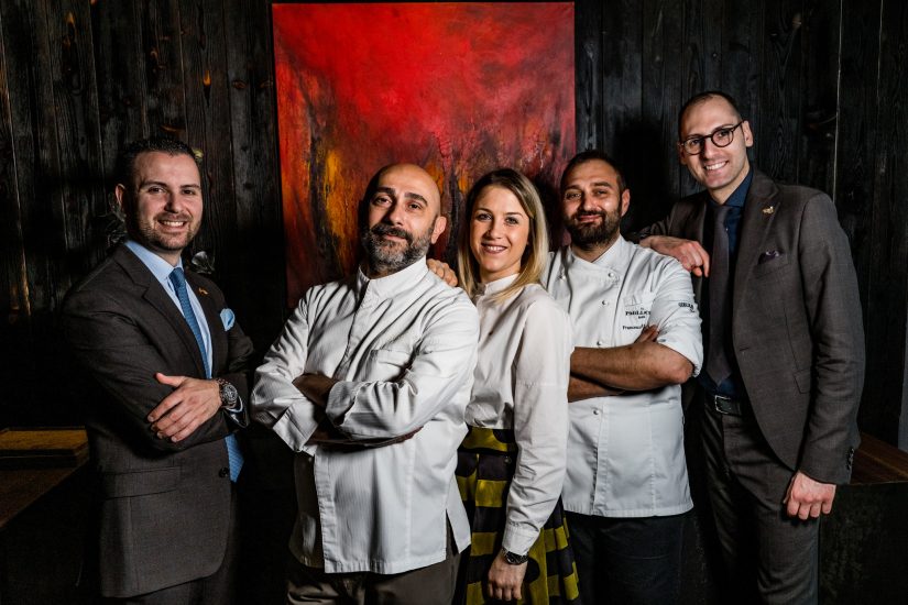 Lo staff de Il Pagliaccio di Roma guidato dallo chef Antony Genovese