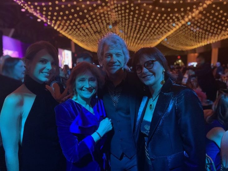 Giannola, Francesca ed Elisabetta Nonino con Jon Bon Jovi 