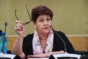 Distillazione volontaria, la Ministra Bellanova annuncia la volontà di attivare un piano europeo