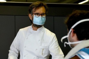 Il settore enogastronomico italiano non si tira indietro, e continua la sua corsa alla beneficenza Il settore enogastronomico italiano non si tira indietro, e continua la sua corsa alla beneficenza