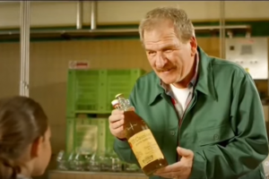 Lo spot dell&rsquo;olio Farchioni per confortare gli italiani e promuovere il made in Italy