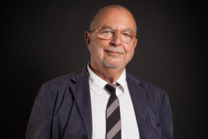 Il cibo, nell’emergenza, nutre il corpo e la mente. E gli italiani lo riscoprono: così Marino Niola Il cibo, nell’emergenza, nutre il corpo e la mente. E gli italiani lo riscoprono: così Marino Niola
