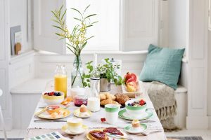 Caterina & Giorgio Calabrese: in questo periodo, s&igrave; a carboidrati e vitamine, no a grassi e sali