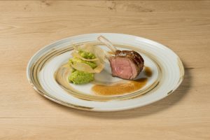 Nelle tavole di Pasqua l&rsquo;agnello non passa di moda: un &ldquo;assist&rdquo; per la crisi della pastorizia