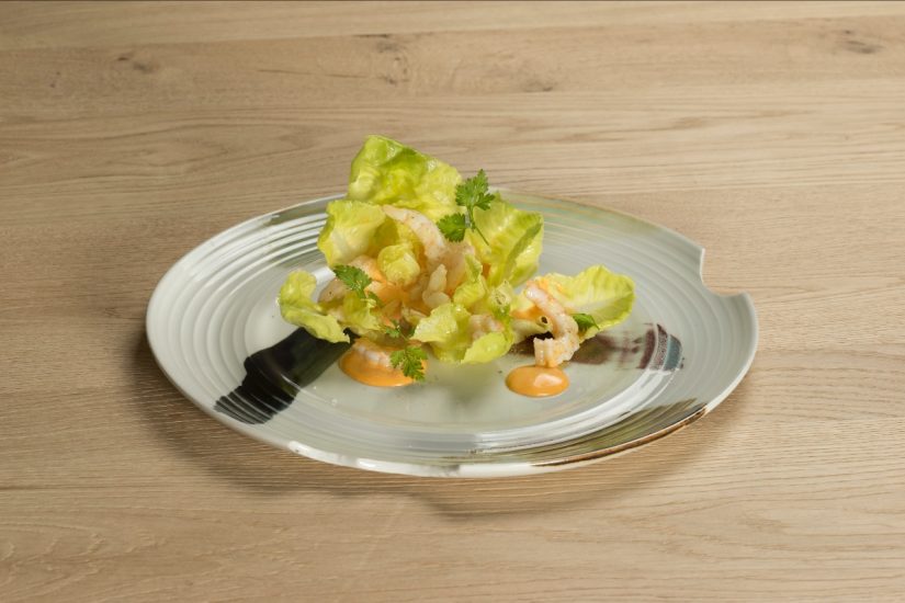 Code di gamberetti con lattuga e salsa rosa