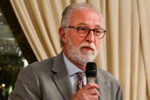 Il mondo della distribuzione, in bilico tra produttori e ristorazione: Massimo Sagna