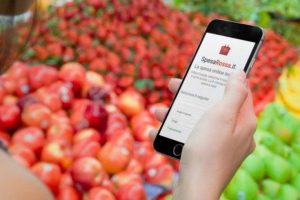 Neighborhood shops are making their comeback on the web. SpesaRossa, the &ldquo;glocal&rdquo; answer to Amazon