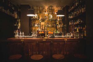 Coronavirus, l&rsquo;anno nero dei cocktail bar italiani: perdite fino all&rsquo;80%