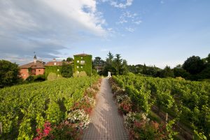 A piedi nudi nel parco, nelle terrazze con vista e nei giardini segreti dei Relais & Châteaux A piedi nudi nel parco, nelle terrazze con vista e nei giardini segreti dei Relais & Châteaux