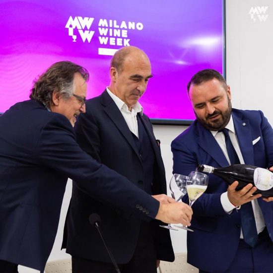 Luciano Ferraro, Helmuth Kocher e Federico Gordini nel brindisi alla MWW 2019