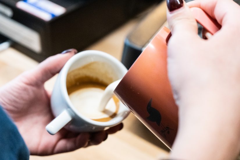 Riparte oggi la ristorazione, con food delivery e asporto, anche a Milano