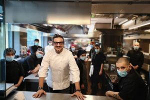 Non solo sul piccolo schermo, chef Alessandro Borghese riaccende i fuochi del suo ristorante