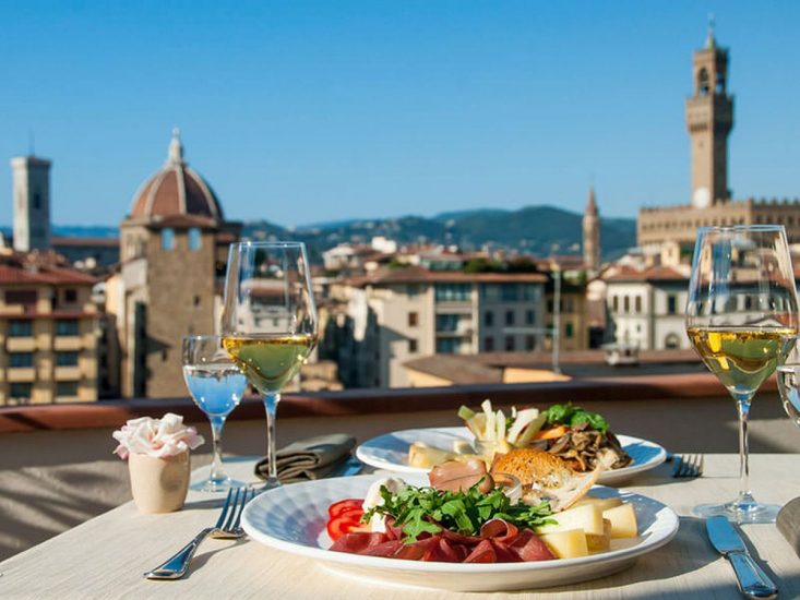 Il bello dell’arte, dei paesaggi e del cibo, esperienze che non possono essere solo virtuali