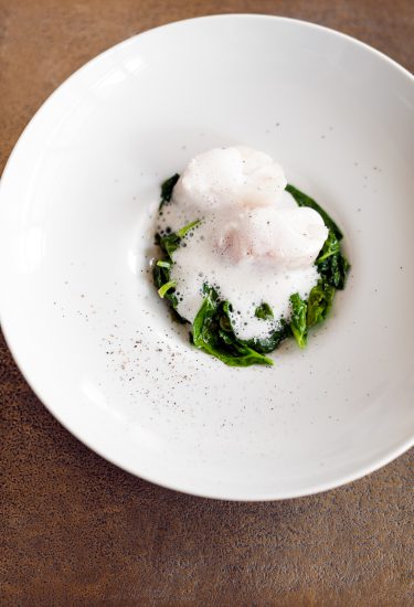 Lo chef pluristellato francese Yannick Alléno firma il nuovo menù del Fre