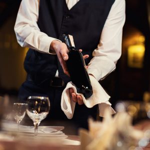 &ldquo;Serve un nuovo patto con la ristorazione per difendere il valore del vino italiano&rdquo;
