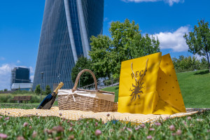 Sotto all’ombrellone, tra i vigneti o nei parchi, l’alleato degli eventi dell’estate è il pic nic