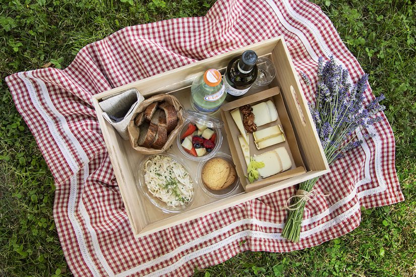Il pic-nic, simbolo delle gite fuori porta di Pasquetta, a rischio per le norme anti Covid