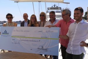 Le Manzane consegnano 13.780 euro per la ricerca sulla Sla, grazie alla “Vendemmia Solidale” 2019