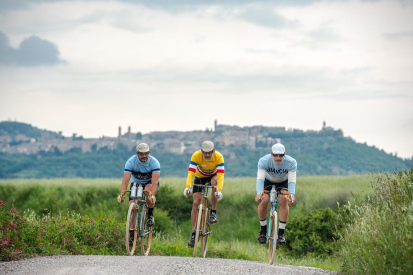 “Eroica Montalcino” nelle strade bianche dei vigneti di Brunello